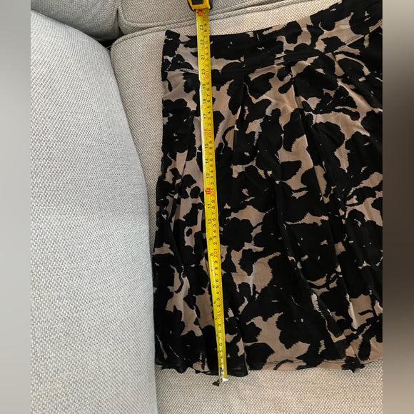 NWOT slight a-line skirt size S - Picture 2 of 5